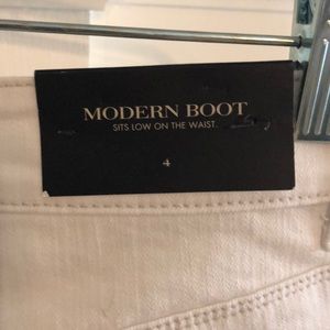 Ann Taylor Jeans - NWT Ann Taylor Modern Boot white jeans Ann Taylor Jeans - NWT Ann Taylor Modern Boot white jeans